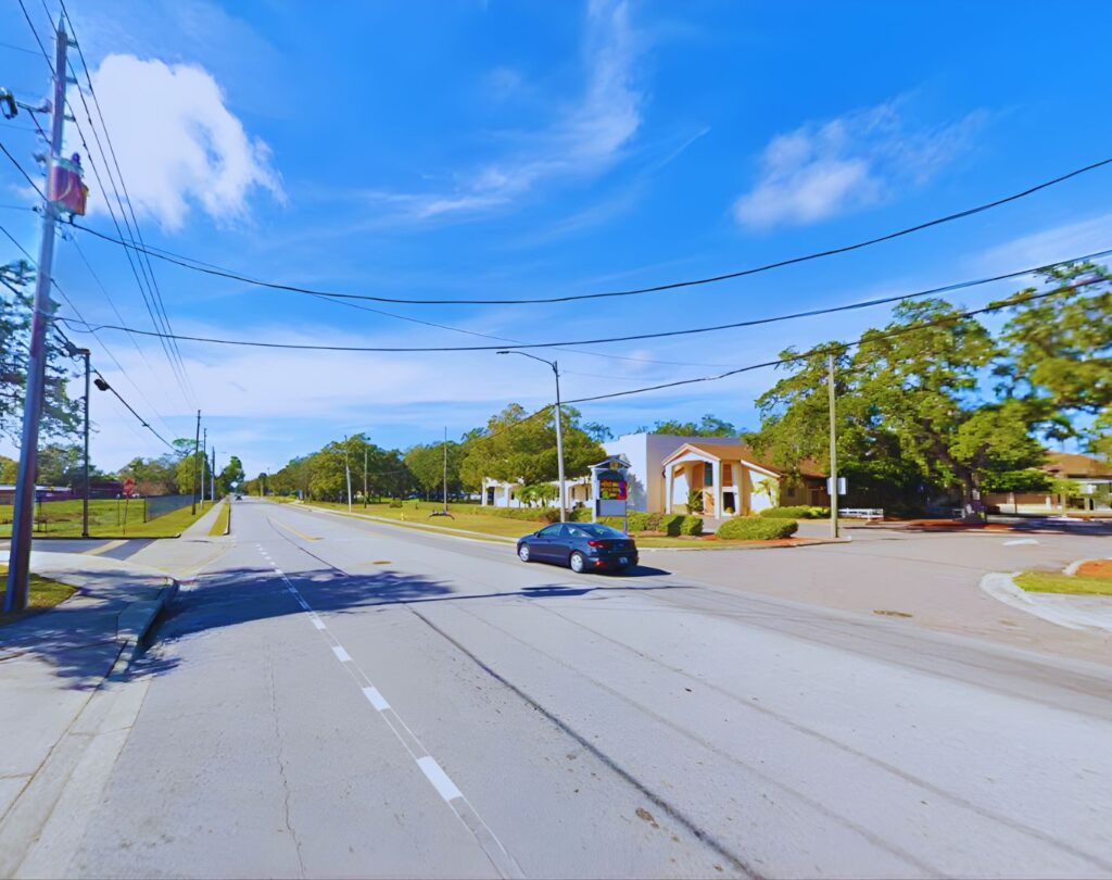 4952 78th Ave N, Pinellas Park, FL