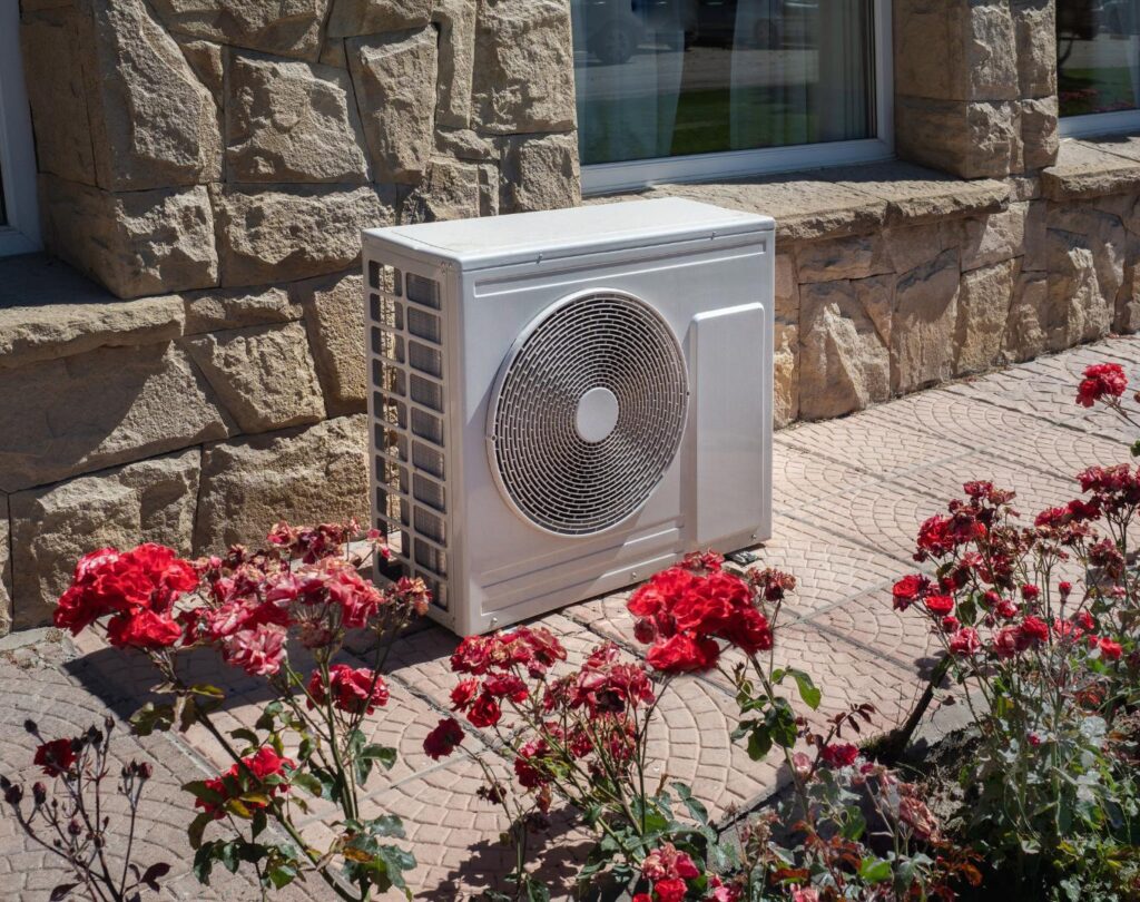 Reliable HVAC contractor in Gulfport, FL providing expert cooling and heating services
